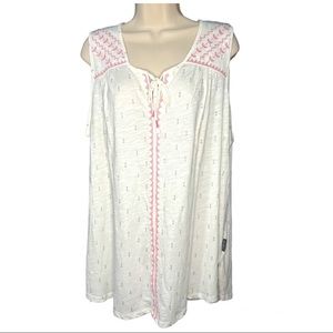 Eddie Bauer Boho Tank White and black pattern with pink embroidery. Size XXL